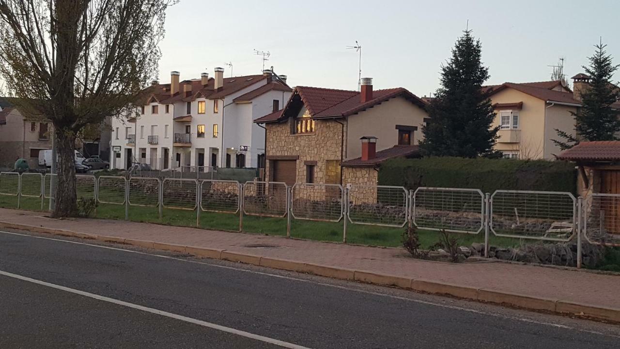El Cordel De Gredos ξενώνας Navarredonda de Gredos Εξωτερικό φωτογραφία